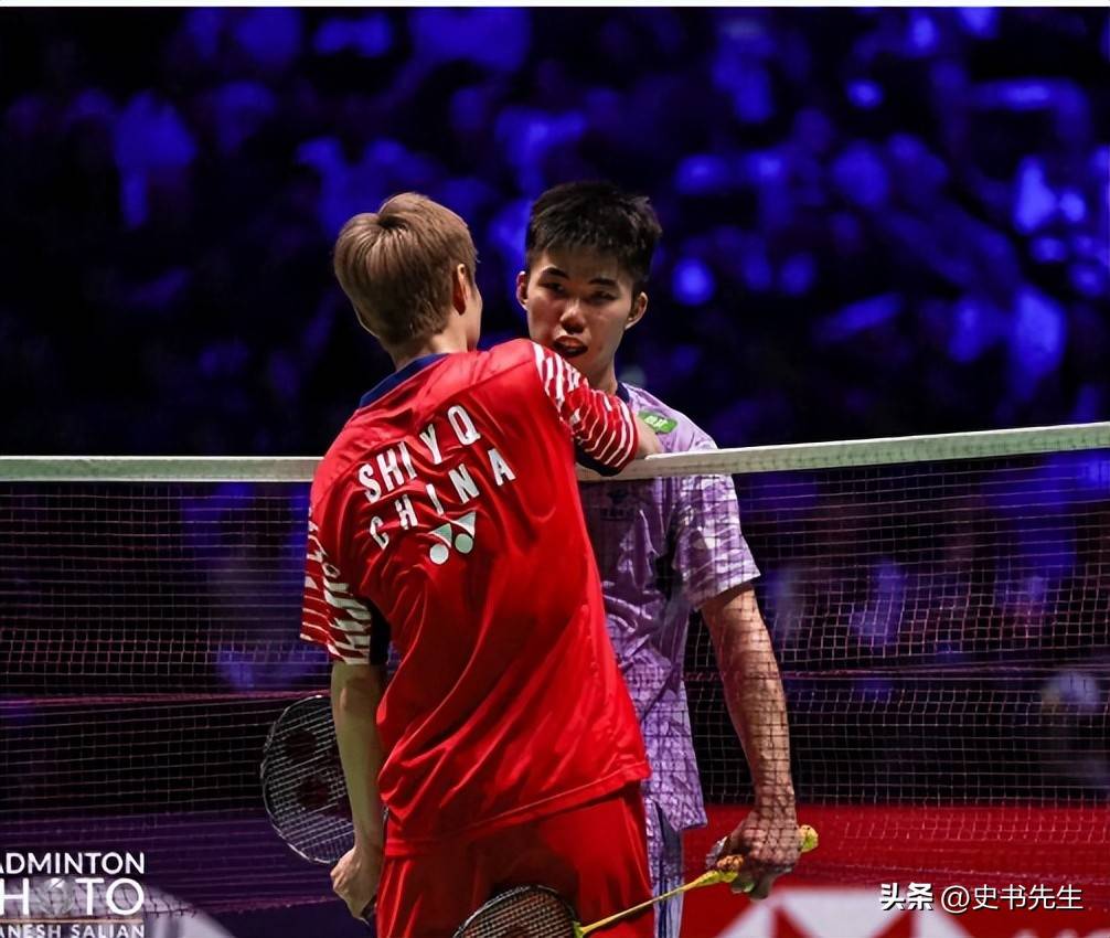 天下足球 天下足球