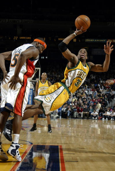 持续小步快 持续小步快